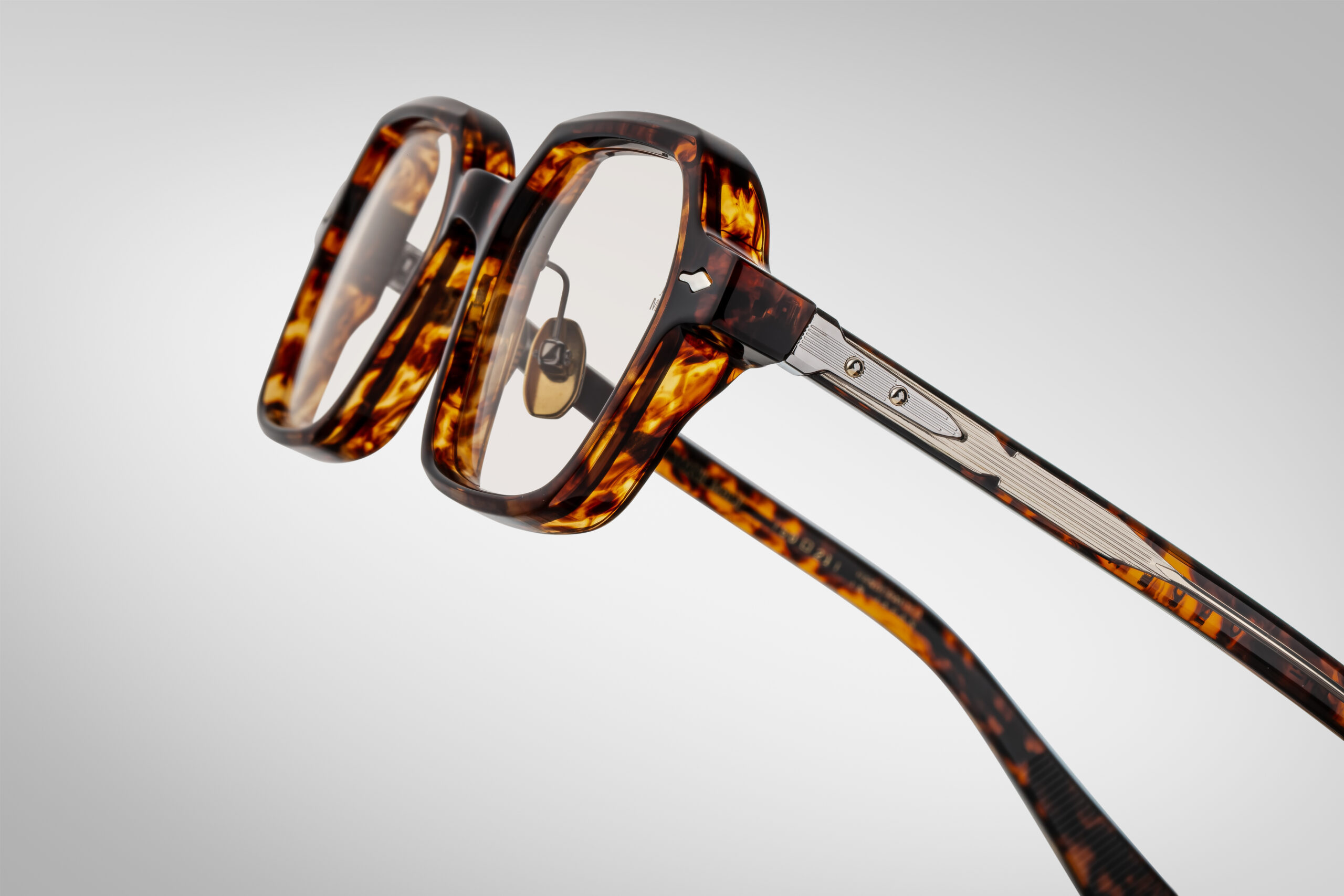 Holden_Samoa_RX_Detail-003-Resized_5377x3585_xtjniz