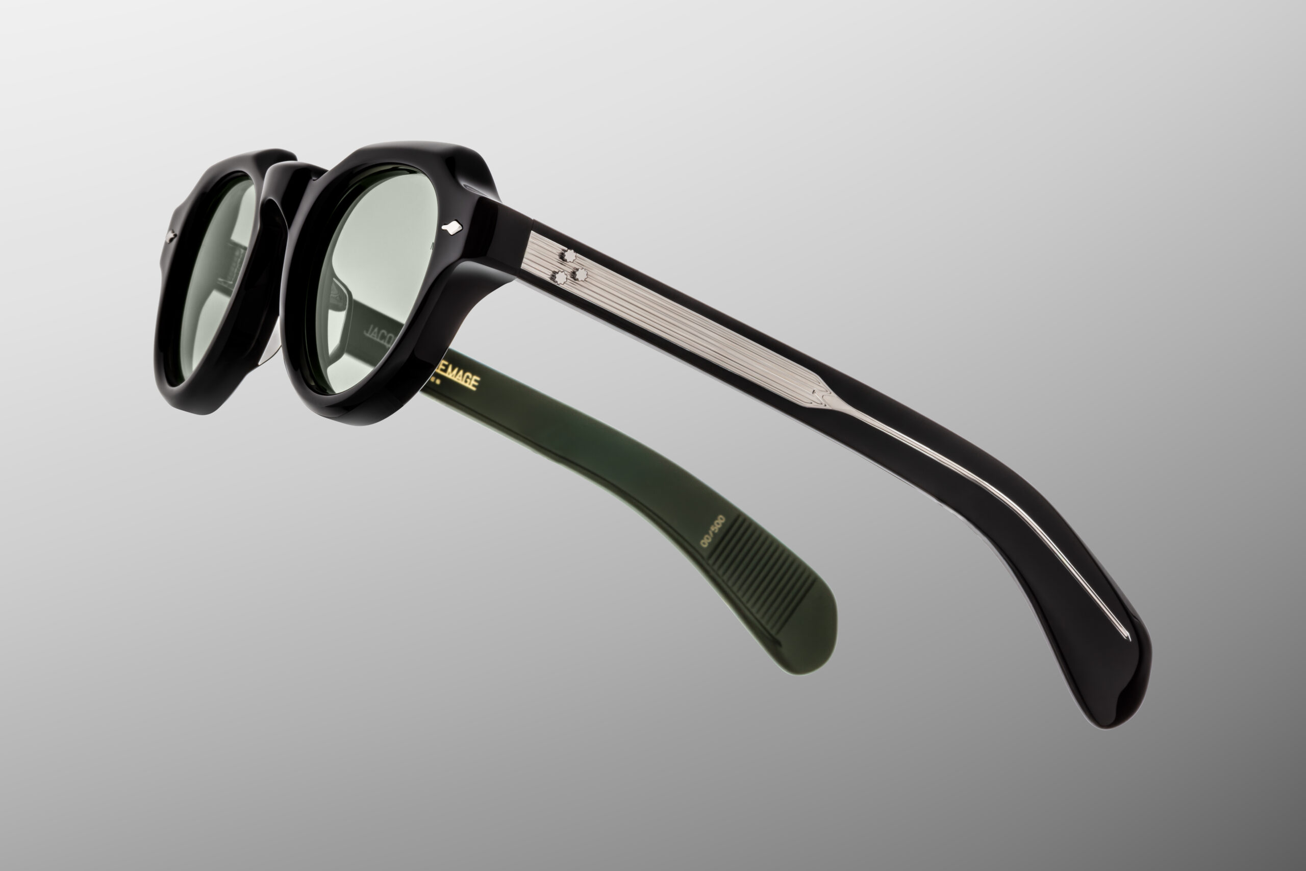 Kellerman_Cobra_Detail-3_Cropped_5377x3585_bpr4qo