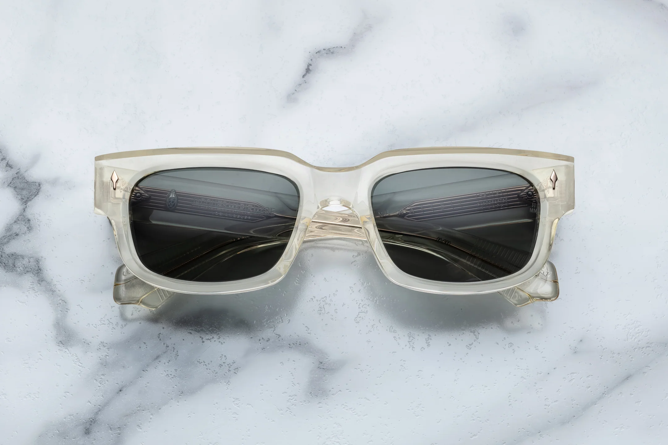 Mattei_Brut_Front-Cropped_5377x3585_6ed66425-cb64-497e-bcdb-28942299158a