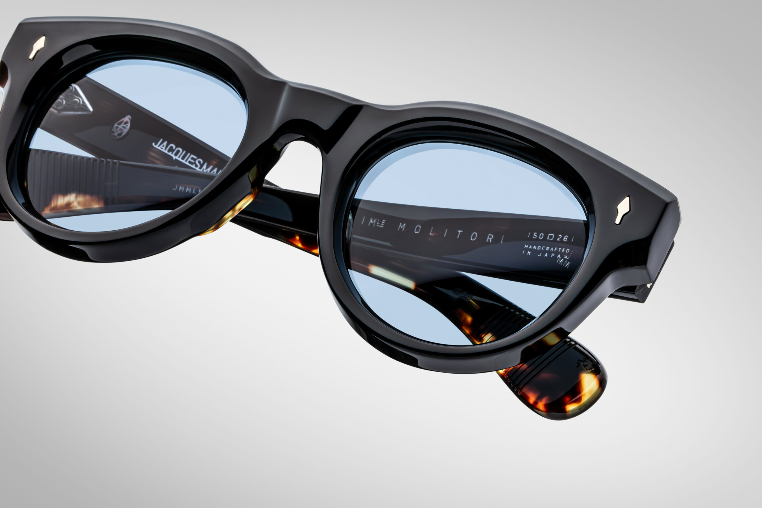 Molitor_Noir_Detail-001-Resized_5377x3585_ofqiyu